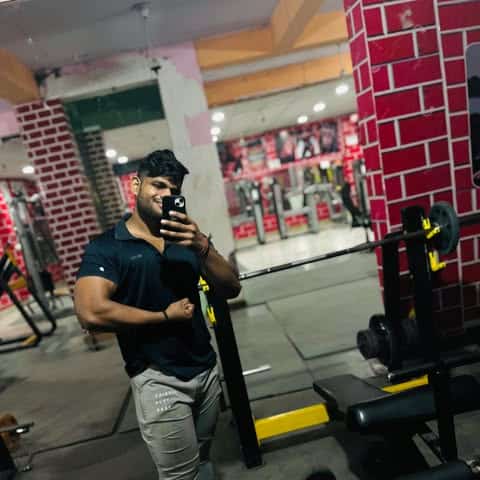 Sandy gym never give up